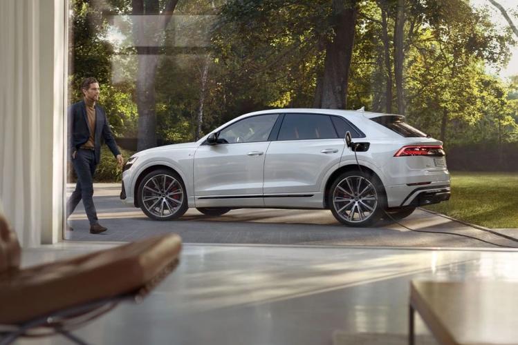 audi-q8-tfsie-moveco-11