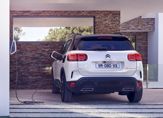 citron-c5-aircross-citroen-c5-aircross-hybrid-moveco-1