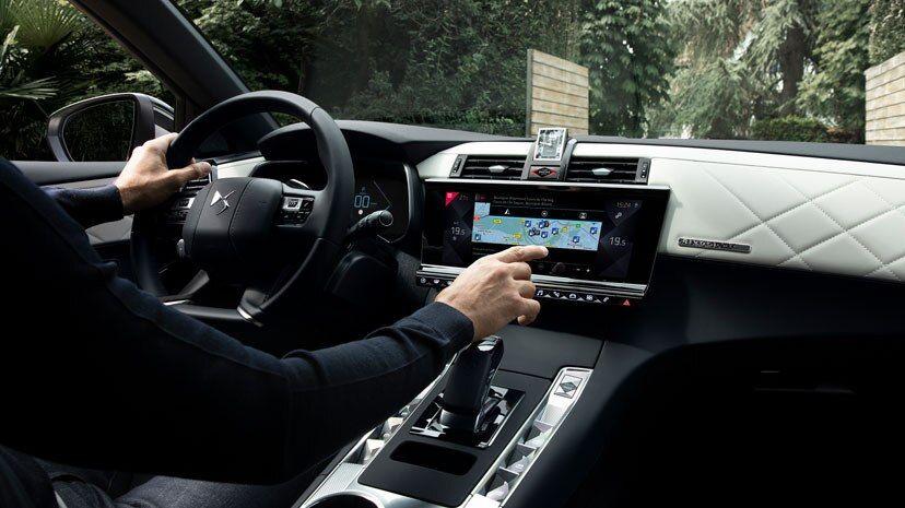 ds-automobiles-7-crossback-bastille--ds-7-crossback-e-tech-225-moveco-10
