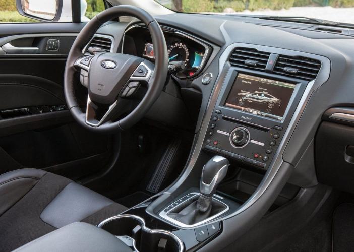 ford-mondeo-hev-moveco-4