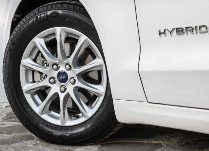ford-mondeo-hev-moveco-5