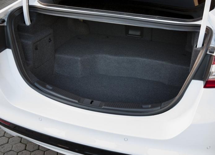 ford-mondeo-hev-moveco-6