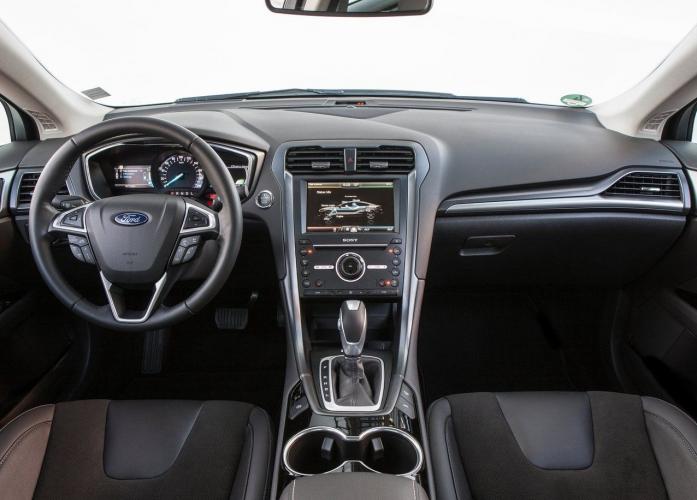 ford-mondeo-hev-moveco-8