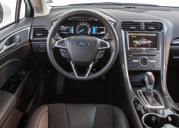 ford-mondeo-hev-moveco-9