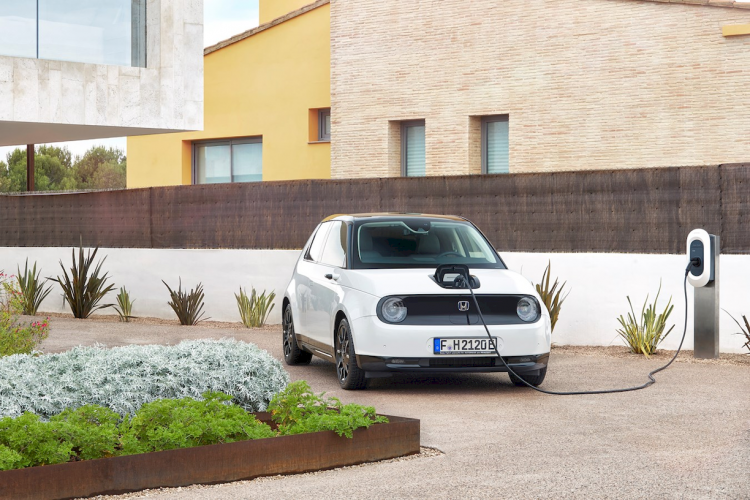 honda-e-copyof-11-movco