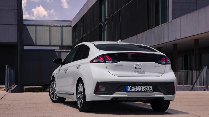 hyundai-ioniq-ev-100kw-electric-2020-04@2x