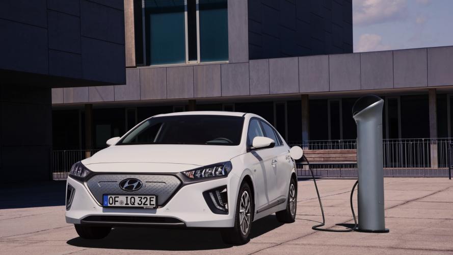 hyundai-ioniq-ev-100kw-electric-2020-08@2x