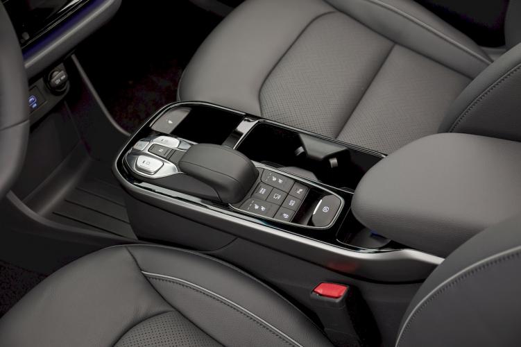 hyundai-ioniq-ev-100kw-electrico-10-moveco