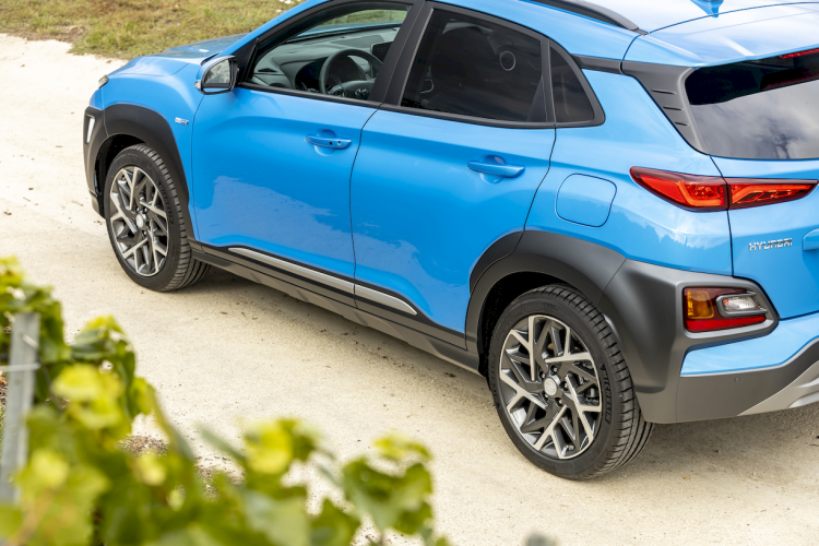 hyundai-kona-16-gdi-hev-hibrido-3-moveco
