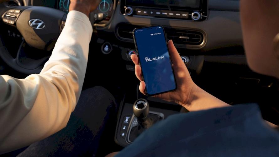 hyundai-nuevo-kona-16-gdi-hev-interior-1-moveco