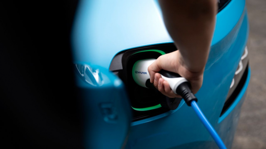 hyundai-nuevo-kona-ev-150kw-electrico-1-moveco