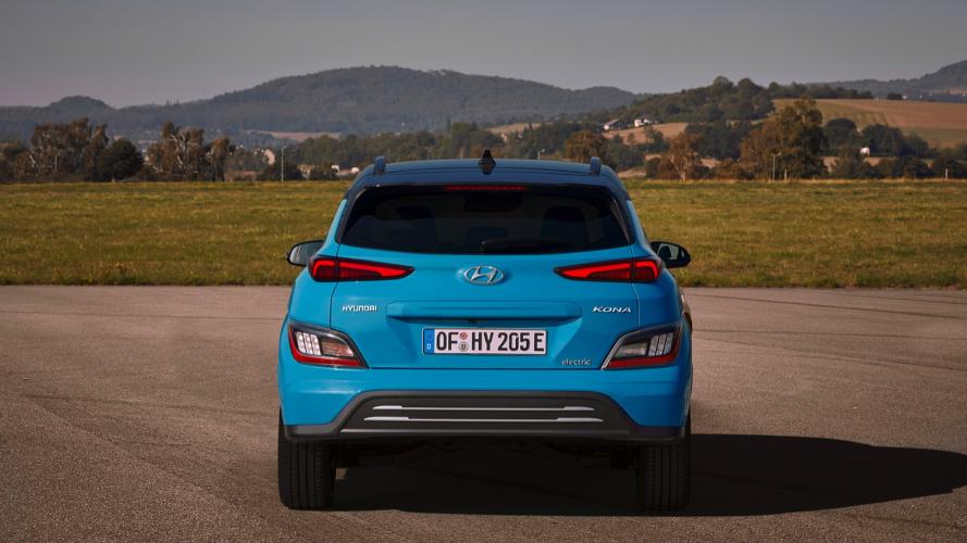hyundai-nuevo-kona-ev-150kw-kona-electric-2021-04@2x