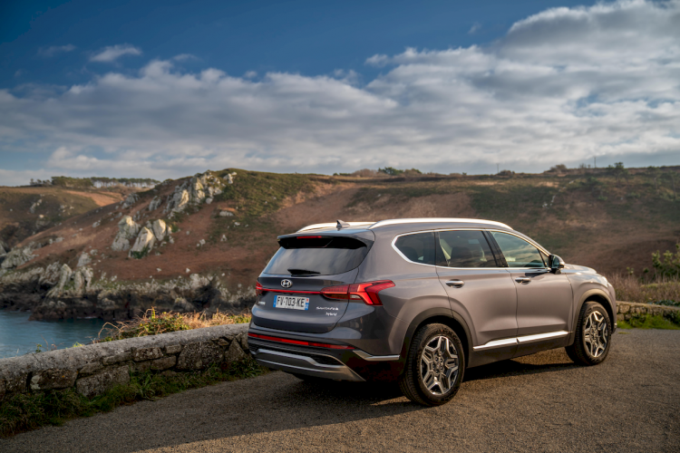 hyundai-santa-fe-hibrido-13-moveco