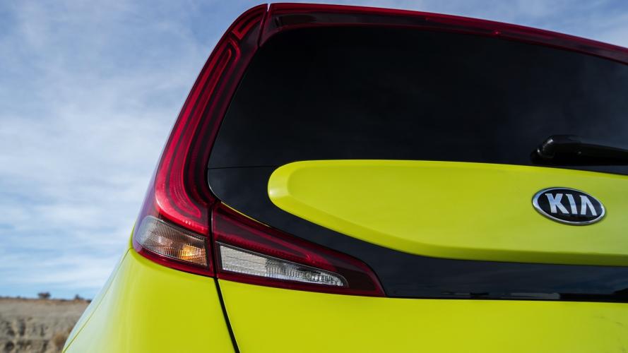 kia-e-soul-100kw-18@2x