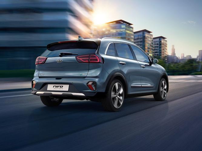 kia-niro-16-gdi-phev-phev-hibridoenchufable-2-moveco-cocheshibridosyelectricos