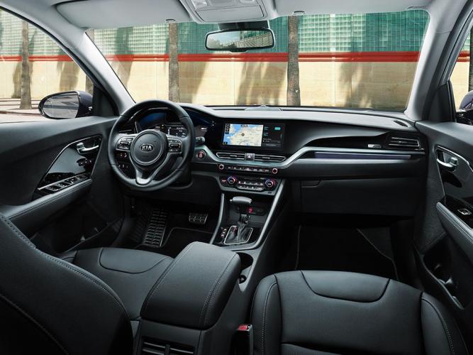 kia-niro-16-gdi-phev-phev-hibridoenchufable-4-moveco-cocheshibridosyelectricos