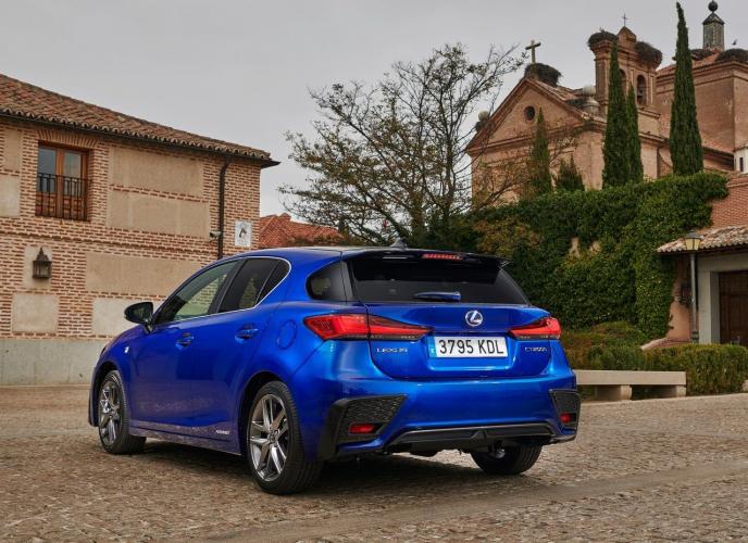 lexus-ct-200h-moveco-4