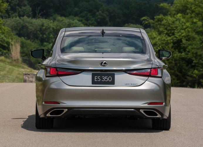lexus-es-300h-moveco-10