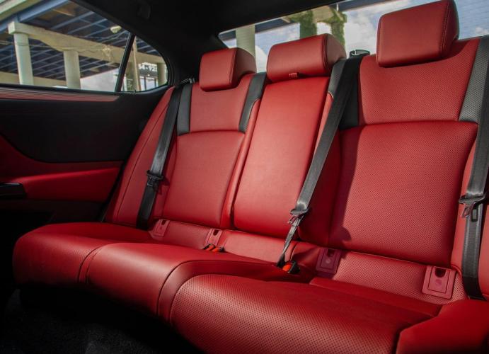 lexus-es-300h-moveco-15