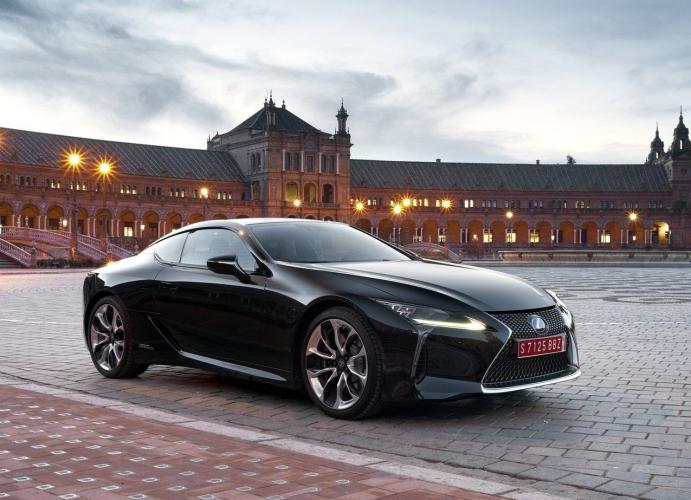 lexus-lc-500h-moveco-1