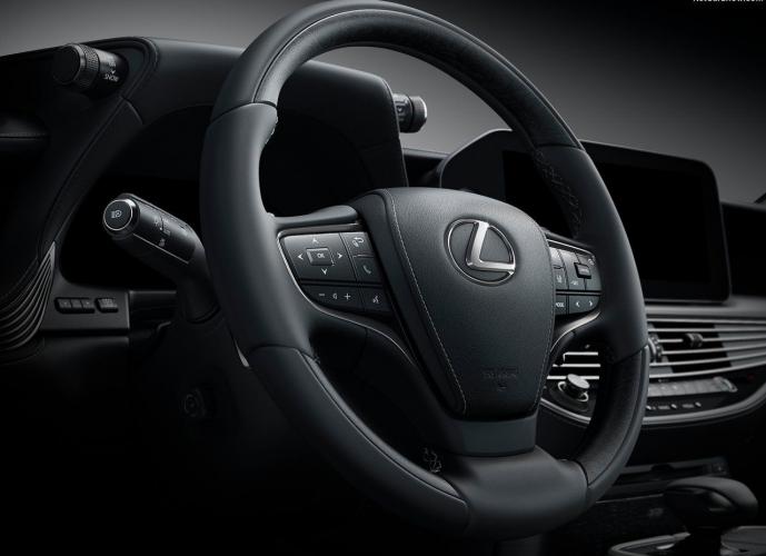 lexus-ls-500h-moveco-7