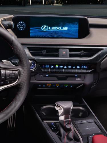 lexus-ux-250h-4x4-250h-moveco-3