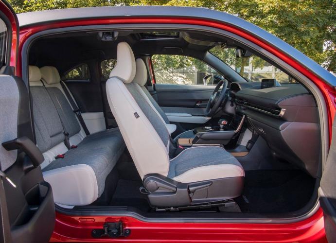 mazda-mx-30-e-skyactiv-e-moveco-19