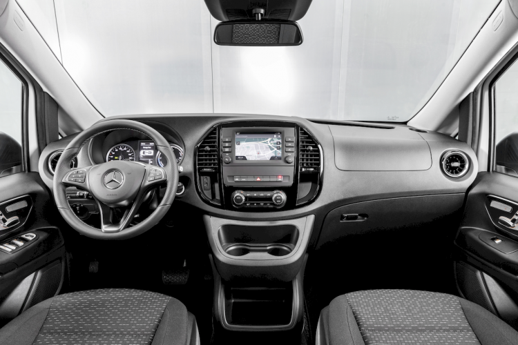 mercedes---benz-e-vito-mercedes-benz-electrica-14-moveco