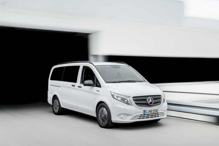 mercedes---benz-e-vito-tourer-pro-mercedes-benz-electrica-10-moveco