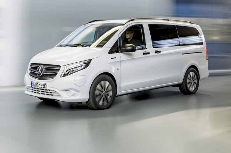 mercedes---benz-e-vito-tourer-pro-mercedes-benz-electrica-12-moveco