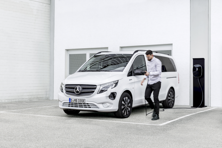 mercedes---benz-e-vito-tourer-pro-mercedes-benz-electrica-16-moveco