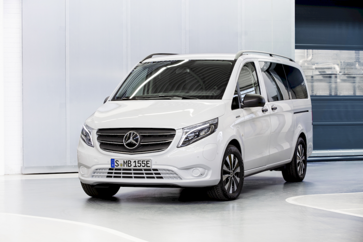 mercedes---benz-e-vito-tourer-pro-mercedes-benz-electrica-8-moveco
