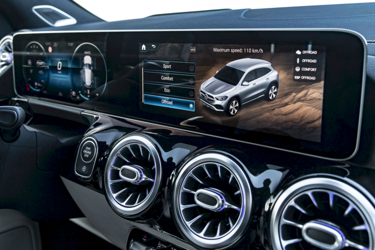 mercedes---benz-gla-250e-mercedes-eq-hibrido-enchufable-23-moveco