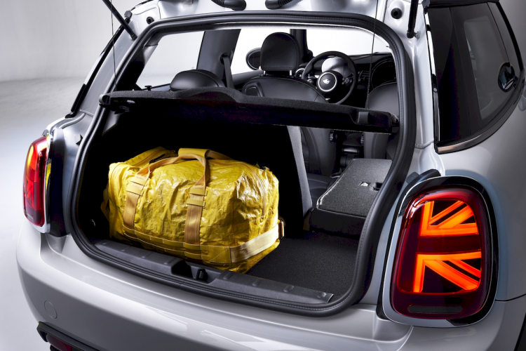 mini-cooper-se-e-electrico-3-moveco