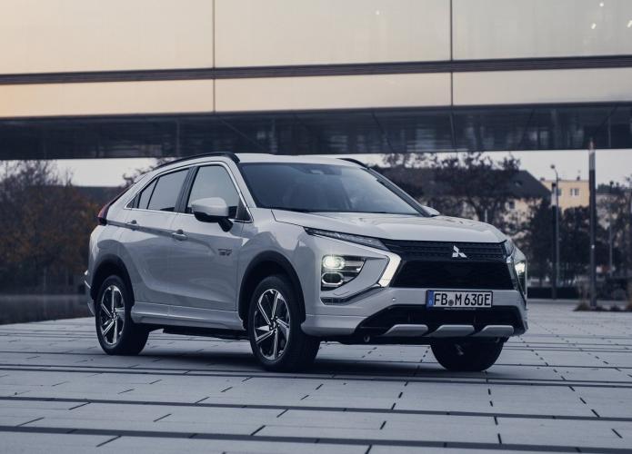 mitsubishi-eclipse-cross-eclipse-cross-phev-moveco-17