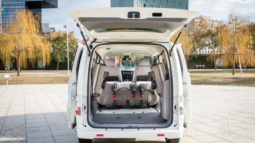 nissan-e-nv200-evalia-40-kwh-2018-07@2x