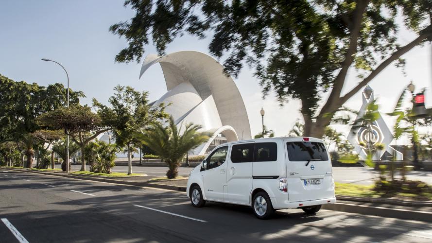 nissan-e-nv200-evalia-40-kwh-2018-14@2x