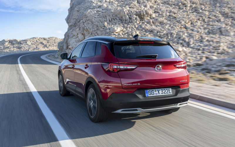 opel-grandland-x-phev-16-turbo-4x2-hibrido-enchufable-6-moveco