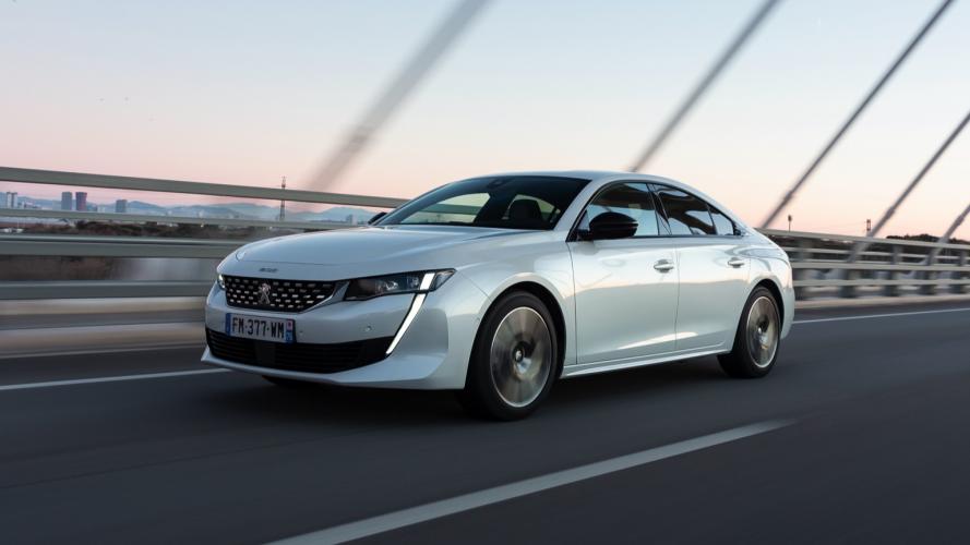 peugeot-500-hybrid-225-e-eat8-508-hybrid-01@2x