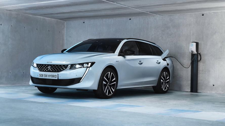 peugeot-5008-sw-hybrid-225-e-eat8-508-sw-hybrid-01@2x