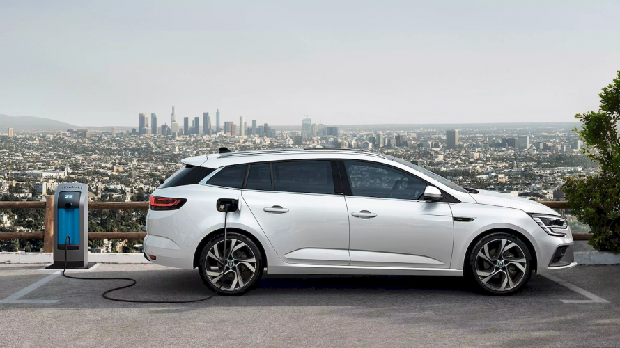 renaults-renault-megane-sport-tourer-e-tech-renualt-megane-2-moveco