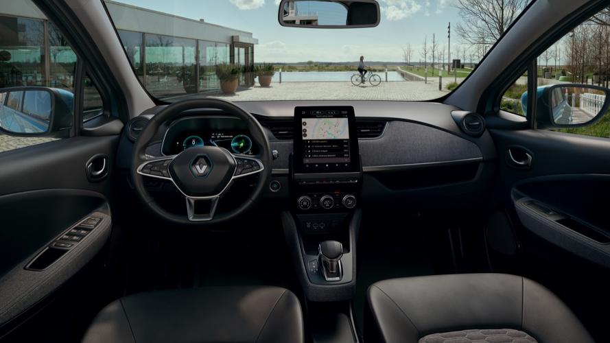 renaults-renault-zoe-r135-50kwh-2020-08@2x
