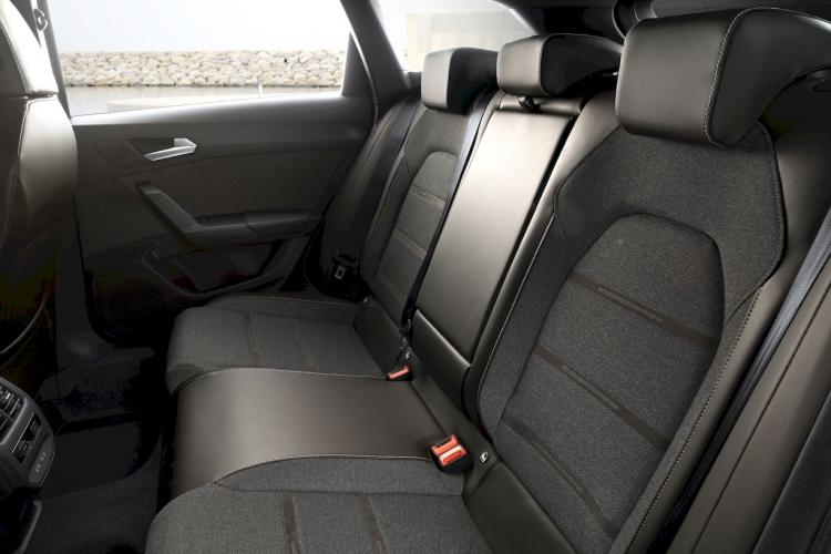seat-leon-e-hybrid-hibrido-enchufable-moveco-11
