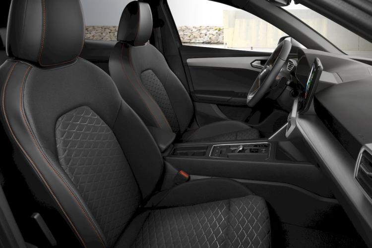 seat-leon-e-hybrid-hibrido-enchufable-moveco-8-44