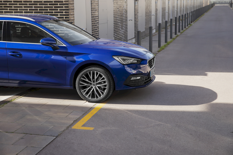 seat-leon-sportourer-leon-sportstourer-e-hybrid-leon-e-hybrid-hibrido-enchufable-39-moveco