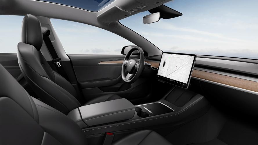 tesla-model-3-performance-moveco-17