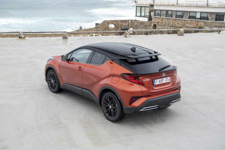 toyota-c-hr-7-moveco