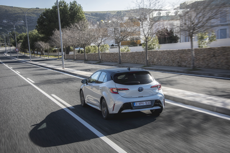toyota-corolla-10