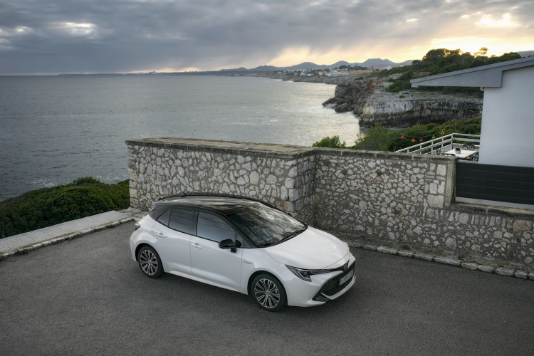 toyota-corolla-12