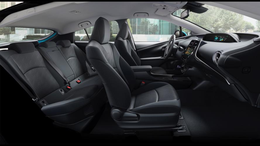 toyota-prius-plug-in-plug-in-hybrid-2019-04@2x